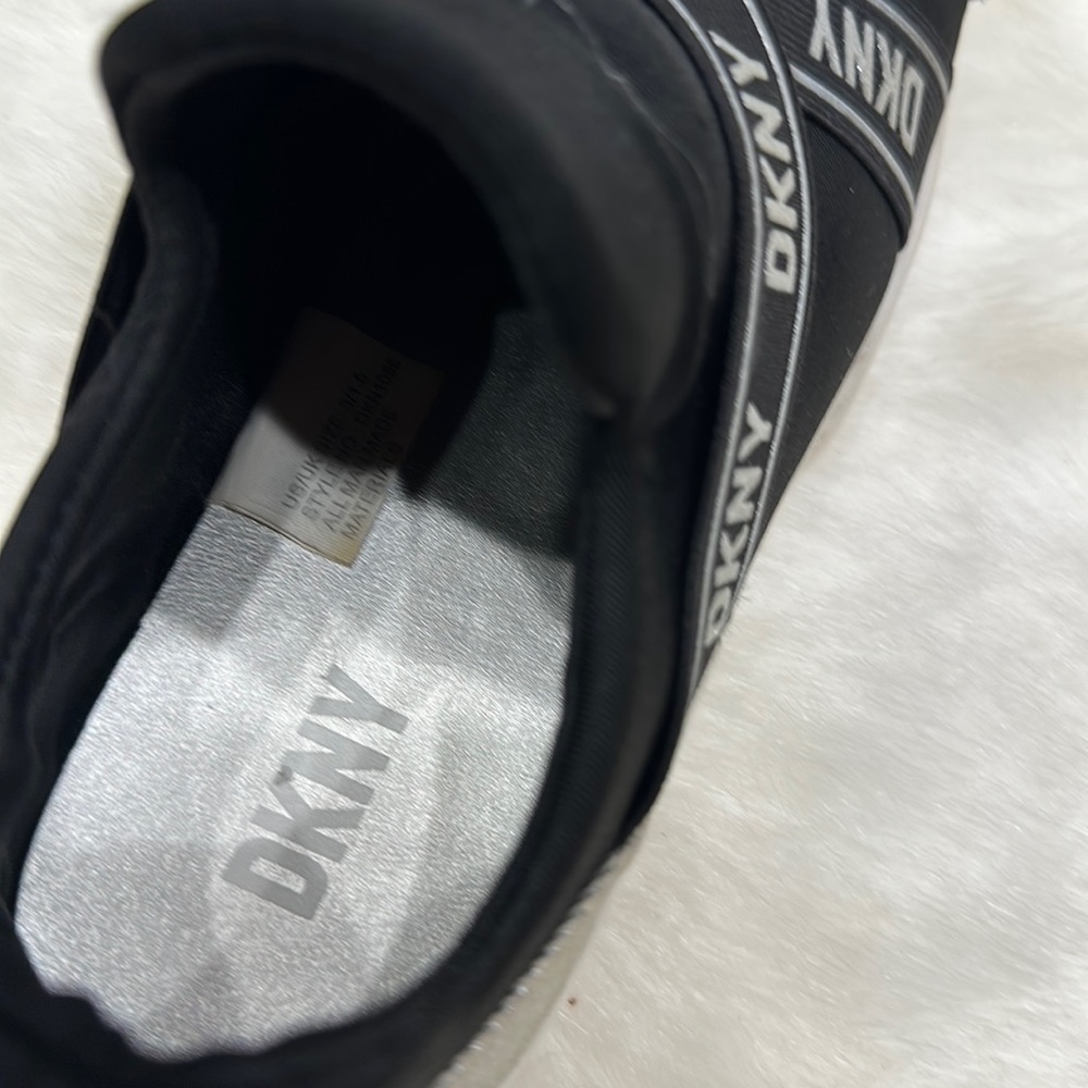 DKNY black slip on tennis shoe size 3 - Picture 5 of 17
